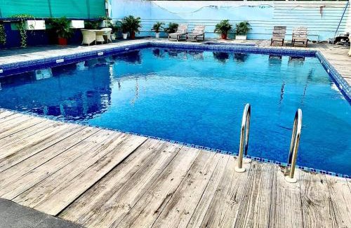 Puri Hotel | Hotel GPR Puri ! near Temples and All main attractions! Well-air-conditioned-hotel with-lift-and-parking-facility ! ମନ୍ଦିର ଏବଂ ସମସ୍ତ ମୁଖ୍ୟ ଆକର୍ଷଣ ନିକଟରେ ! Multi cuisine breakfast optionally provided