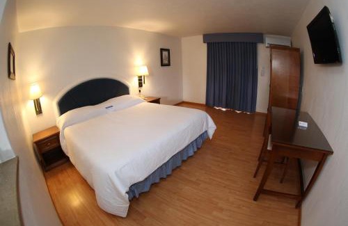 Marfil Hotel | Hotel Gran Plaza & Convention Center