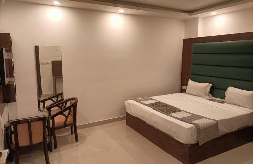 Chanakyapuri Hotel | Hotel Grand Aerotech Plaza