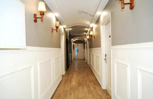 Chittaranjan Hotel | Hotel Grand Arcasia-CR Park
