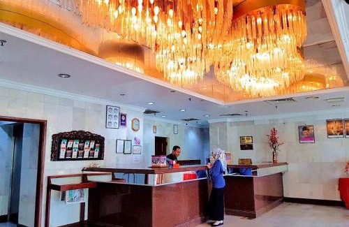 Kampung Permatang Bogak Hotel | Hotel Grand Crystal