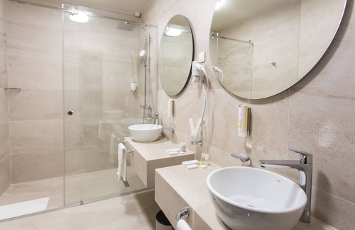 Pancevo Hotel | Hotel Grand Hedonist