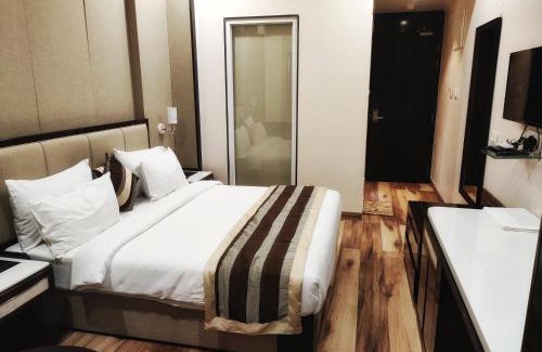 Sohagpur Hotel | Hotel Grand Kaushalya