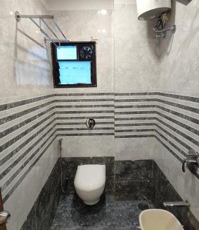 Daulatabad Bed & Breakfast | Hotel Grand Lushwood
