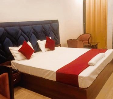 Siwan Resort | Hotel Grand Mau-Rya And Restaurant In Siwan