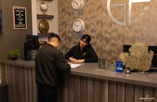 Avenida Revolucion Hotel | Hotel Grand One Plaza