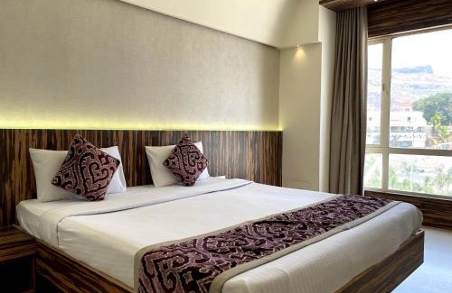 Igatpuri Hotel | Hotel Grand Parivaar
