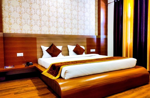 Dhunar Gaon Hotel | Hotel Grand Tapovan