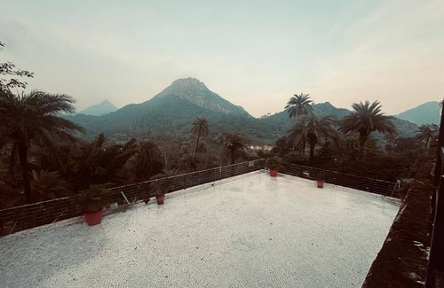 Mount Abu Resort | Hotel Grand Valley By Shri Hari Niwas