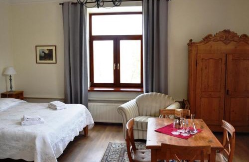 Cesvaine Hotel | Hotel Grasu Pils
