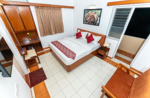 Satara Hotel | Hotel Green Field