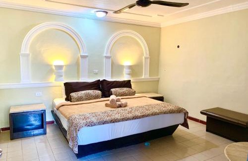 Izamal Hotel | Hotel Green River