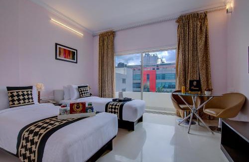 South West Hotel | Hotel Green Tarkk Plaza Near IGI Airport