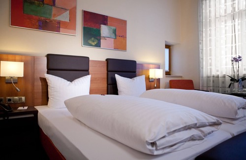 Aubing Hotel | Hotel Gruenwald