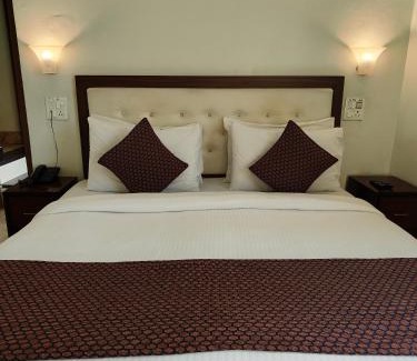 Paonta Sahib Hotel | Hotel Guru Surbhi