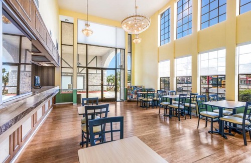 Ontario Hotel | Hotel Hacienda at Ontario Ranch
