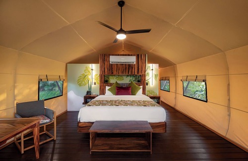 Curubande Hotel | Hotel Hacienda Guachipelin