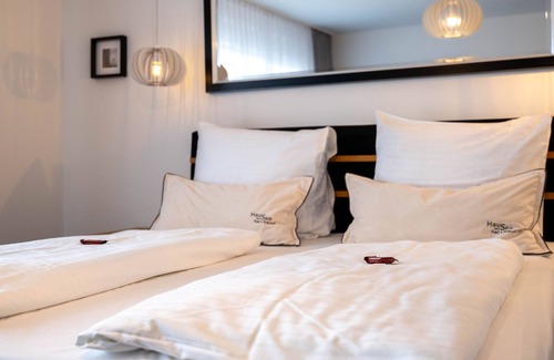 Sinzheim Hotel | Hotel Haus am See