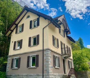 Gurtnellen Hotel | Hotel - Haus Biasca
