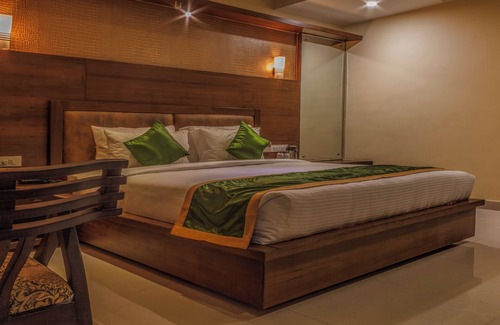 Bilaspur Hotel | Hotel Heavens Park
