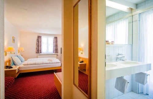 Leukerbad Hotel | Hotel Heilquelle