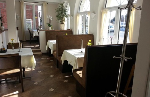 Neu Wulmstorf Hotel | Hotel Helena