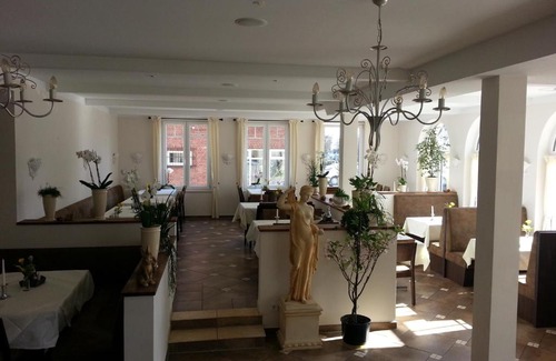 Neu Wulmstorf Hotel | Hotel Helena