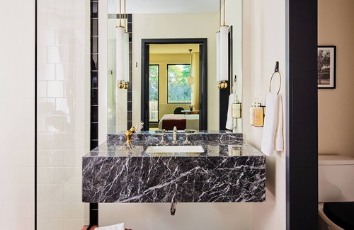 Touro Hotel | Hotel Henrietta