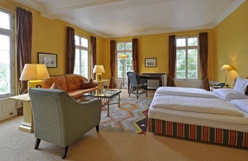 Steinfurth Hotel | Hotel Herrenhaus von Löw
