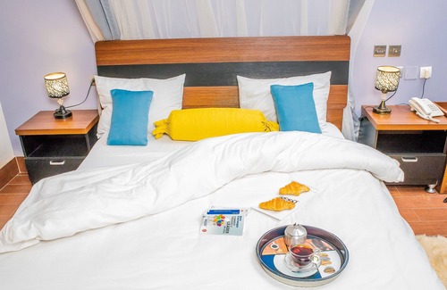 Bujumbura Hotel | Hotel Hibiscus