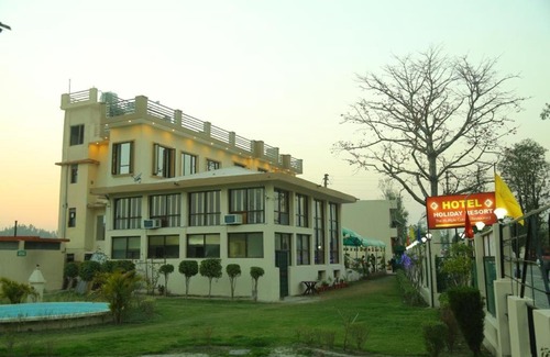 Paonta Sahib Hotel | HOTEL HOLIDAY RESORT