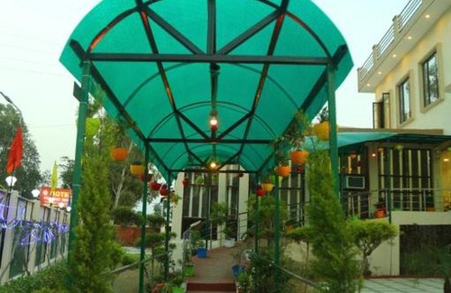 Paonta Sahib Hotel | HOTEL HOLIDAY RESORT