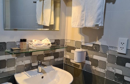 Tan Binh Hotel | Hotel Home