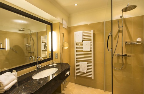 Anif Hotel | Hotel Hubertushof