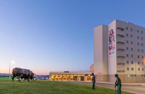 Braganca Hotel | Hotel ibis Bragança