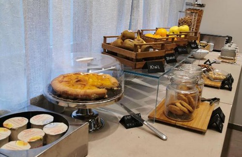 Monforte d'Alba Hotel | Hotel Il Grappolo D'Oro