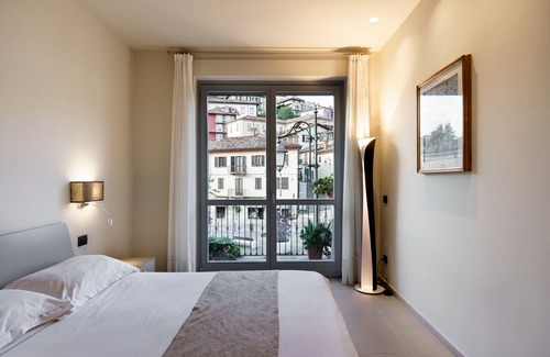Monforte d'Alba Hotel | Hotel Il Grappolo d'Oro
