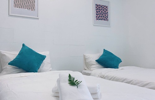 Taman Sentosa Hotel | Hotel Impress