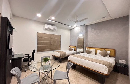 Daulatabad Hotel | Hotel Ajinkya Palace