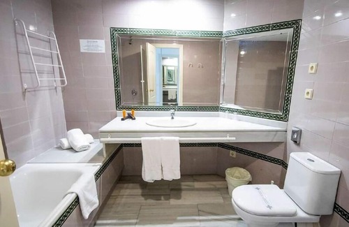 Mairena del Aljarafe Hotel | Hotel In Mairena Del Aljarafe With Other, Tv, Parking