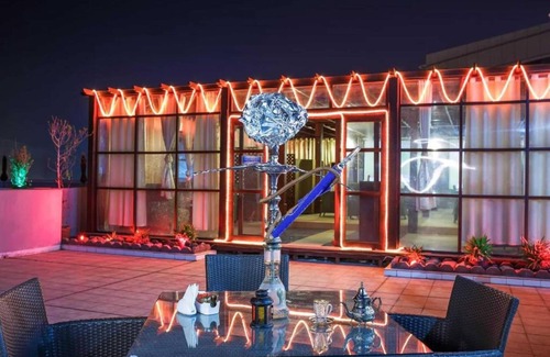 Al-Fujairah House | Hotel in Fujairah with Rooftop Pools & Bay Views