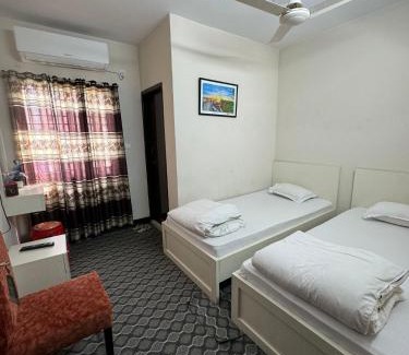 Dhaka Hotel | Hotel In Need - Near to the US France Italy Saudi Embassy and Airport