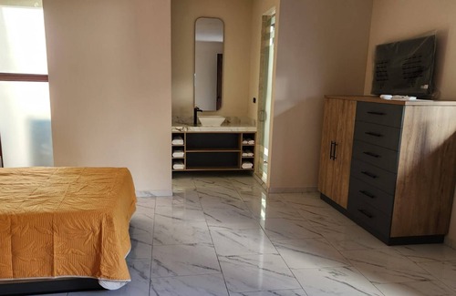 Bernal Hotel | Hotel in the foothills of the Peña de Bernal. Ideal for family vacations.