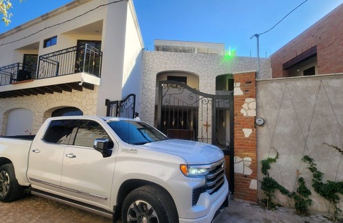 Bernal Hotel | Hotel in the foothills of the Peña de Bernal. Ideal for family vacations.