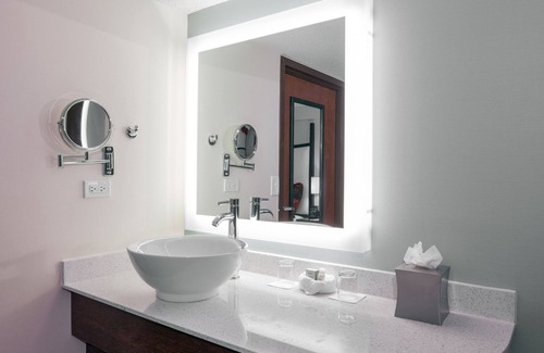 Vernon Hills Hotel | Hotel Indigo Chicago-Vernon Hills by IHG