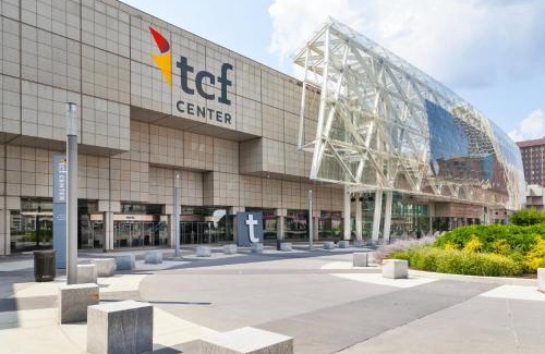 Downtown Detroit Hotel | Hotel Indigo Detroit Downtown by IHG