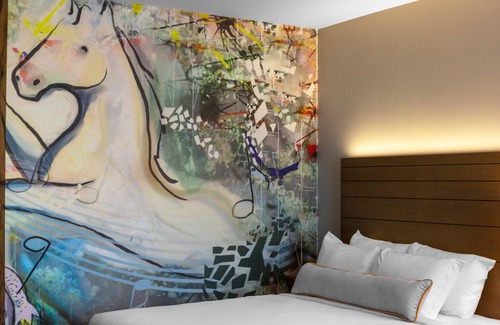 Gainesville Hotel | Hotel Indigo Gainesville-Celebration Pointe by IHG