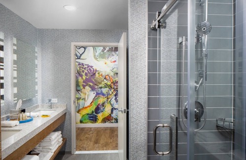 Gainesville Hotel | Hotel Indigo Gainesville-Celebration Pointe by IHG