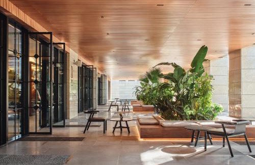Shangcheng Hotel | Hotel Indigo Hangzhou Uptown,Close to Westlake , boutique design hotel with freeflow minibar