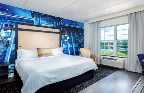 Southside Hotel | Hotel Indigo Jacksonville-Deerwood Park by IHG